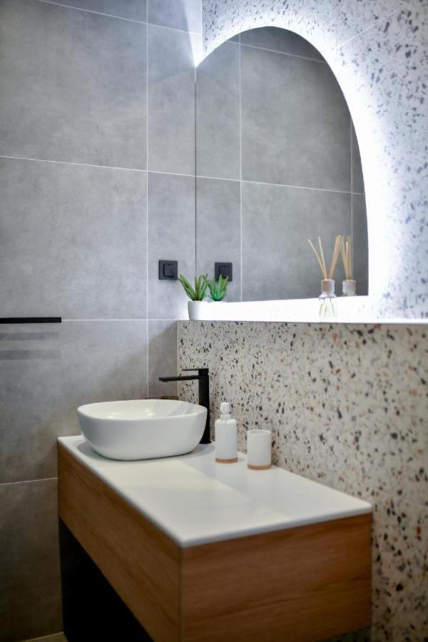 Maris Accommodation By Belmont Realty Zadar Bagian luar foto