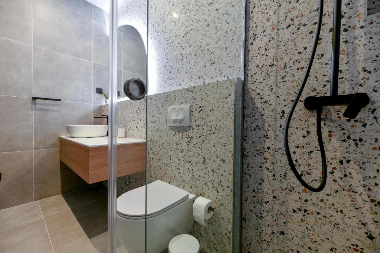 Maris Accommodation By Belmont Realty Zadar Bagian luar foto